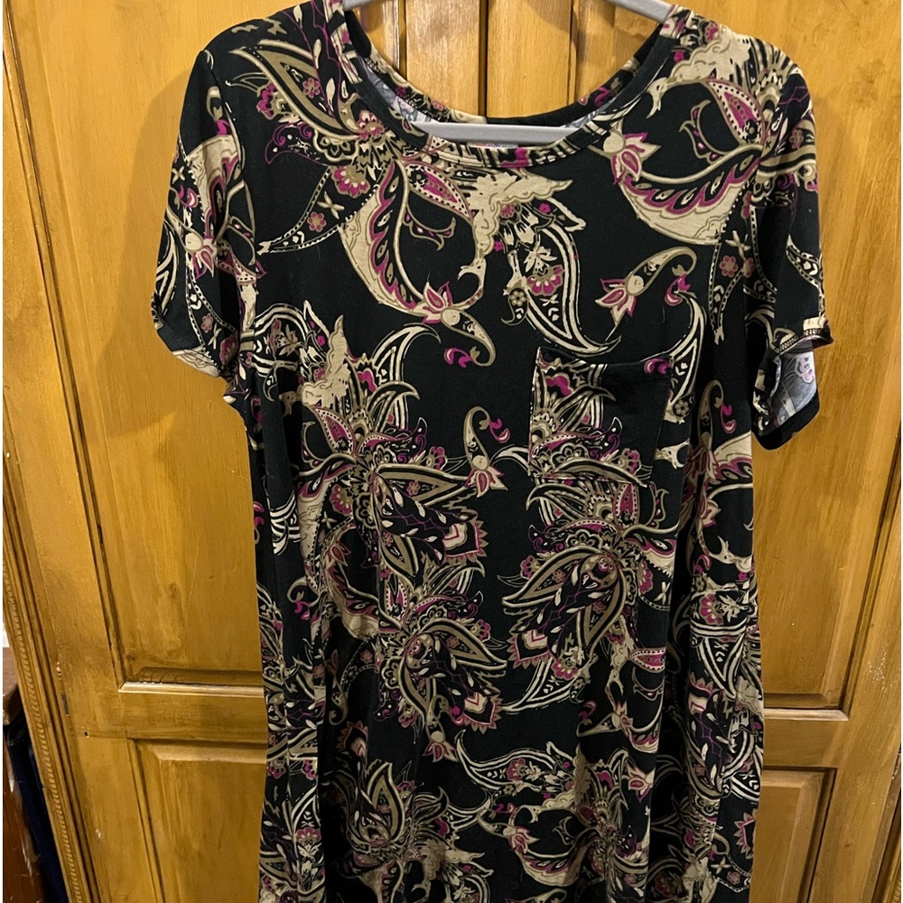 Black & Tan paisley Hi-low dress.